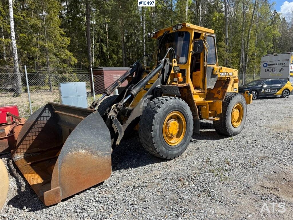 Volvo BM 4300 Wheel Loader with Attachments