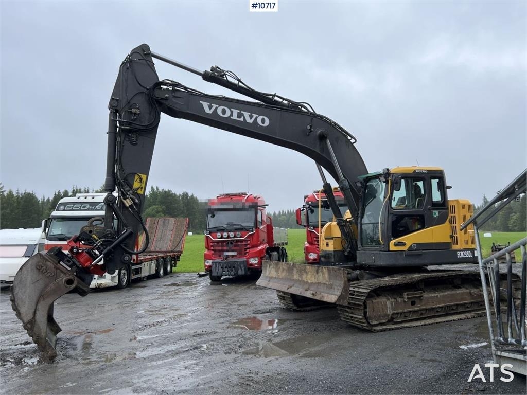 Volvo ECR235DL