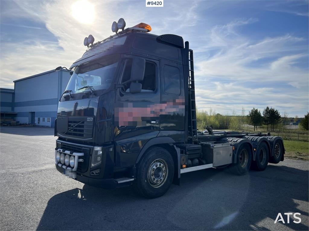 Volvo FH16 8*4 Tridem Hooklift
