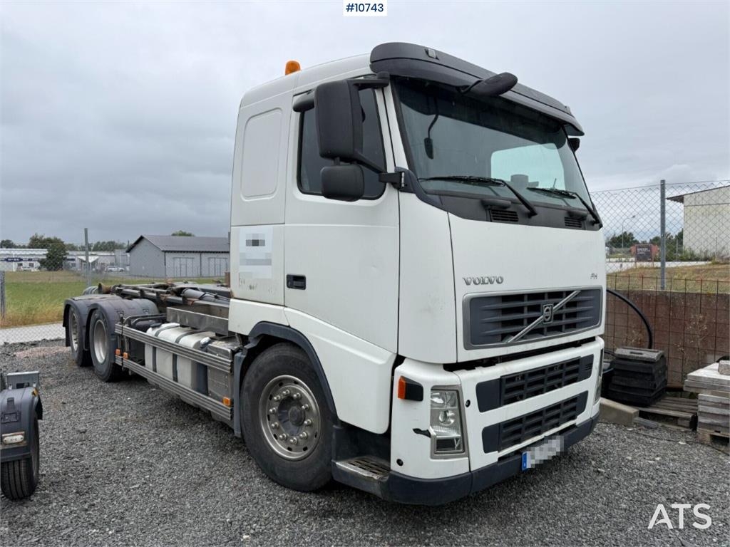 Camion ampliroll Volvo FH440 6x2 with — occasion 2007