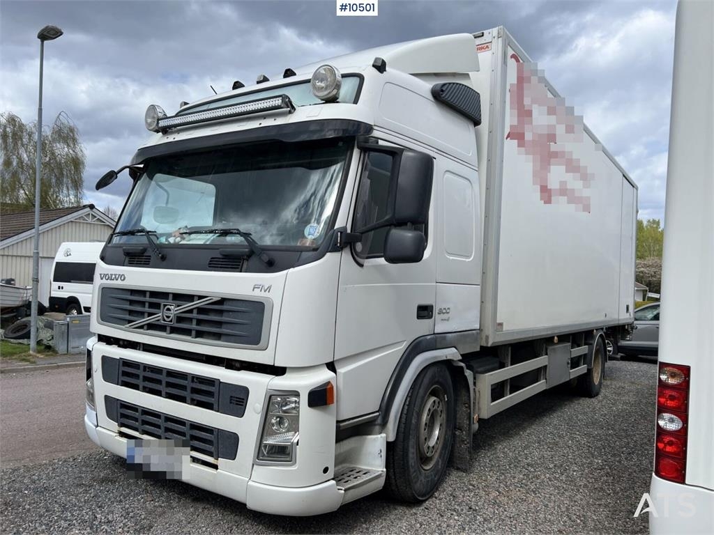 Volvo FM 300 4x2 Box Truck with Tail Lift