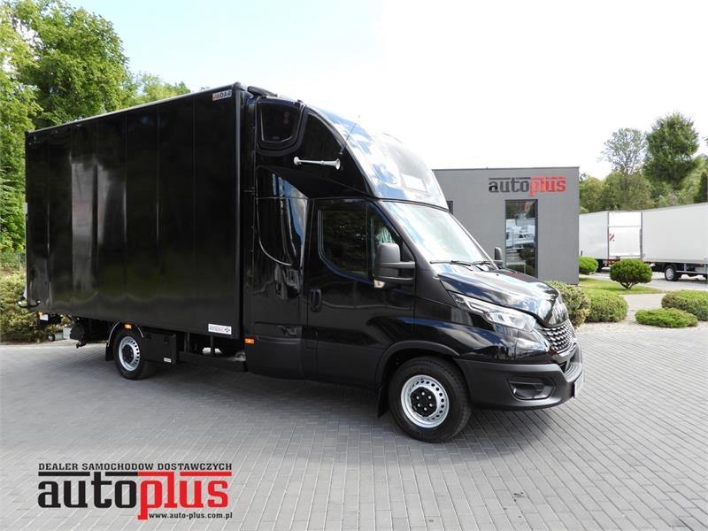 Iveco DAILY 35S18 BOX LIFT 8 PALLETS WEBASTO