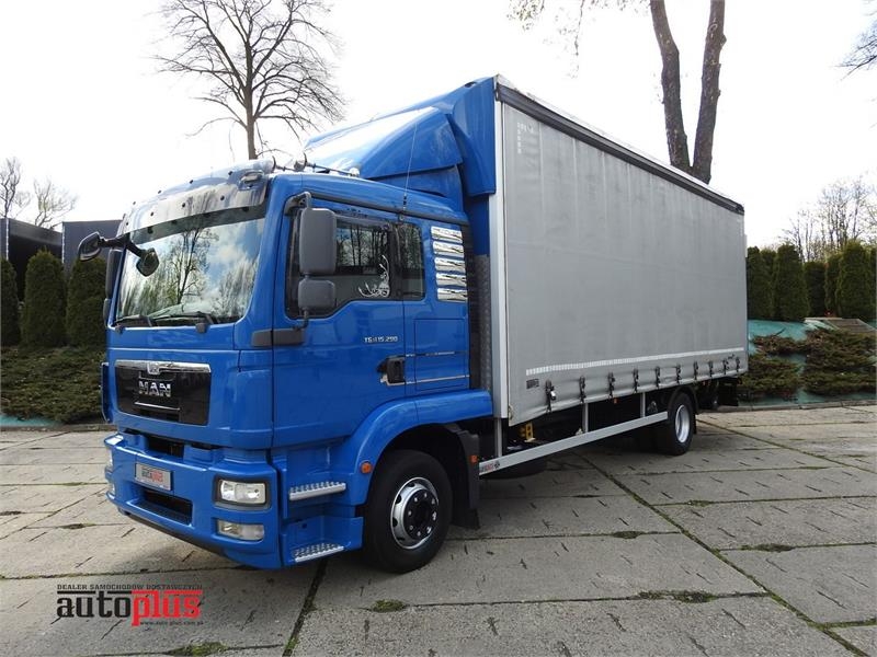 MAN TGM 15.290 TARPAULIN LIFT 18 PALLETS