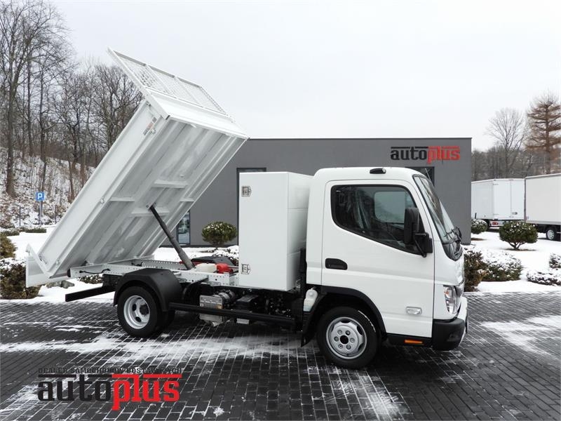 Mitsubishi CANTER FUSO 3C15 TIPPER LED LIGHTS TWIN WHEELS