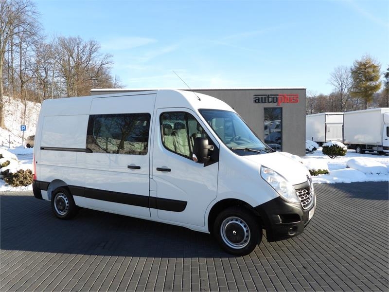 Renault MASTER BOX DELIVERY VAN 7 SEATS CRUISE CONTROL