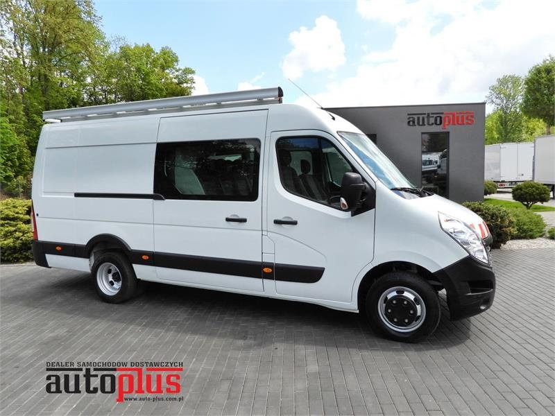 Renault MASTER BOX DELIVERY VAN 6 SEATS TWIN WHEELS