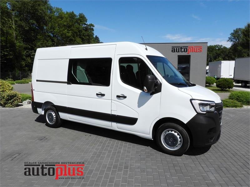 Renault MASTER BOX DELIVERY VAN 7 SEATS CRUISE CONTROL