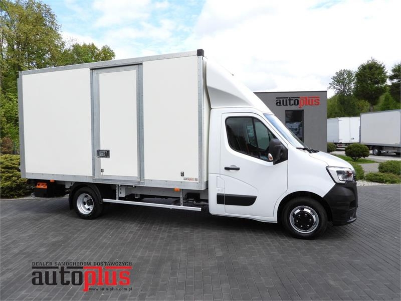 Fourgon utilitaire Renault MASTER BOX 8 PALLETS CRUISE CONTROL LED — occasion 2022