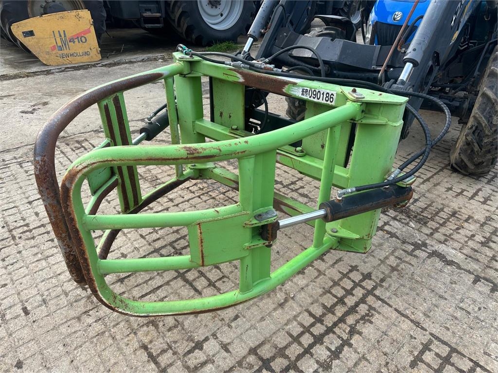 Star Wrapped Bale Handler