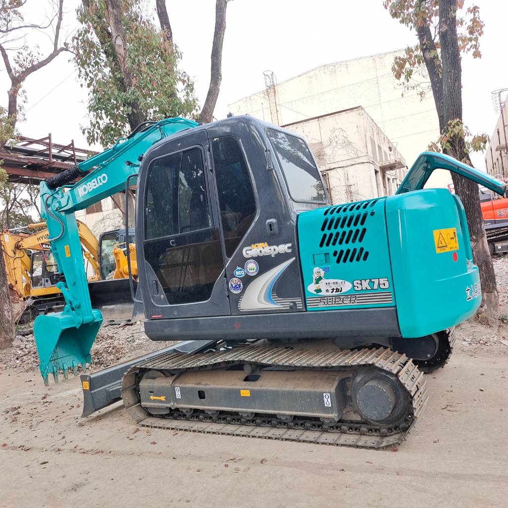 Kobelco SK 75 made in Japan