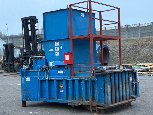 Doppstadt PRASA DO ODPADÓW DUŻA 8000 kg