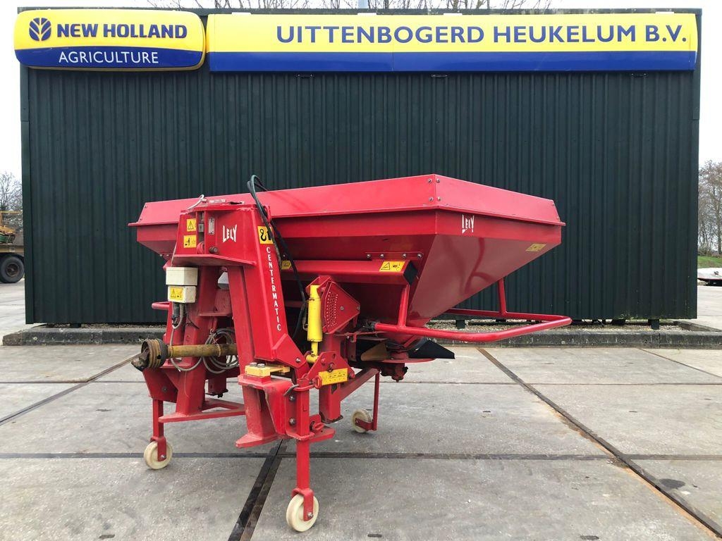 Lely Centerliner weegstrooier