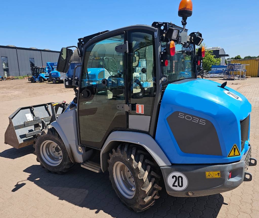 Chargeuse sur pneus Wacker Neuson 5035 neues Modell Preis: € 27.900,-- + MwSt. — occasion 2021