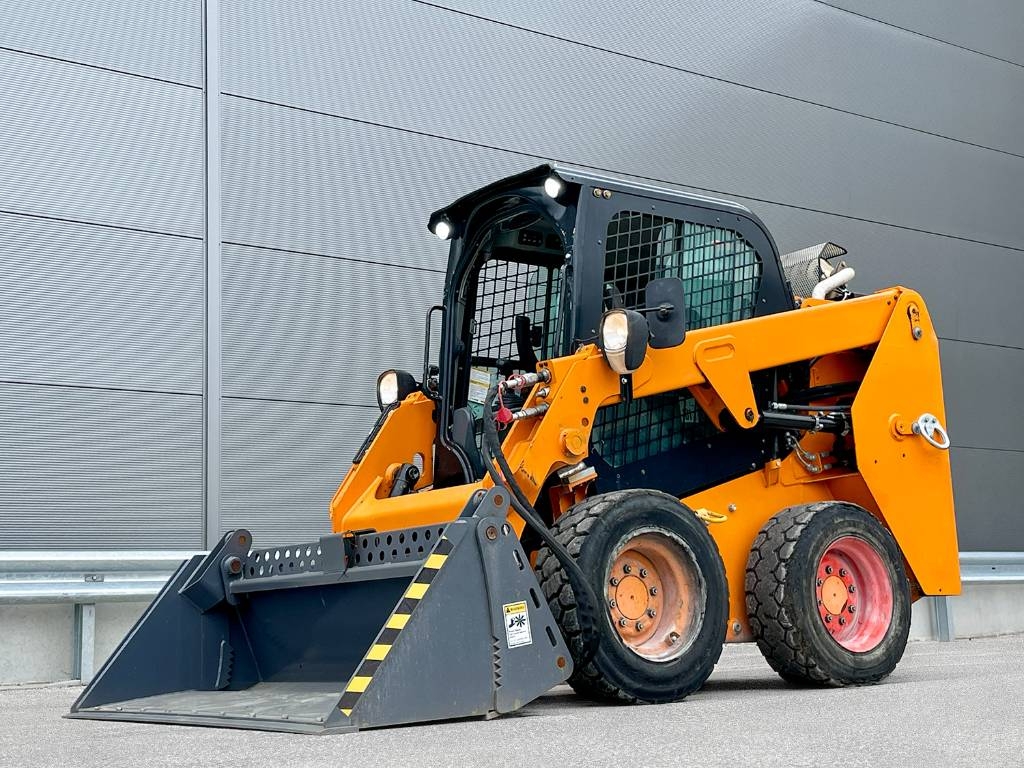 CAT 226D