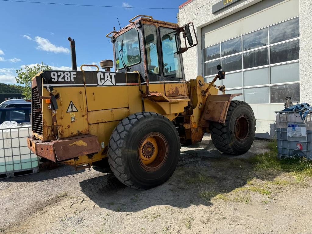 CAT 928 F
