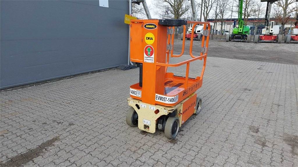JLG 1230ES