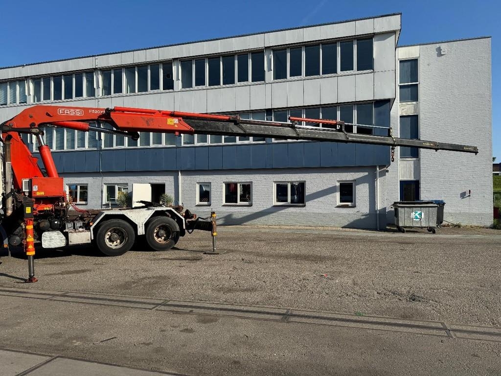 Fassi F520 + REMOTE - 4+2 EXTENSIONS - 4x OUTRIGGERS