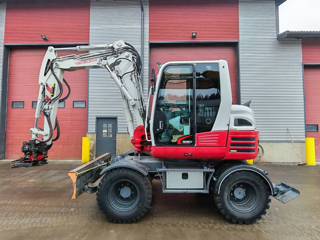 Takeuchi TB 295 W