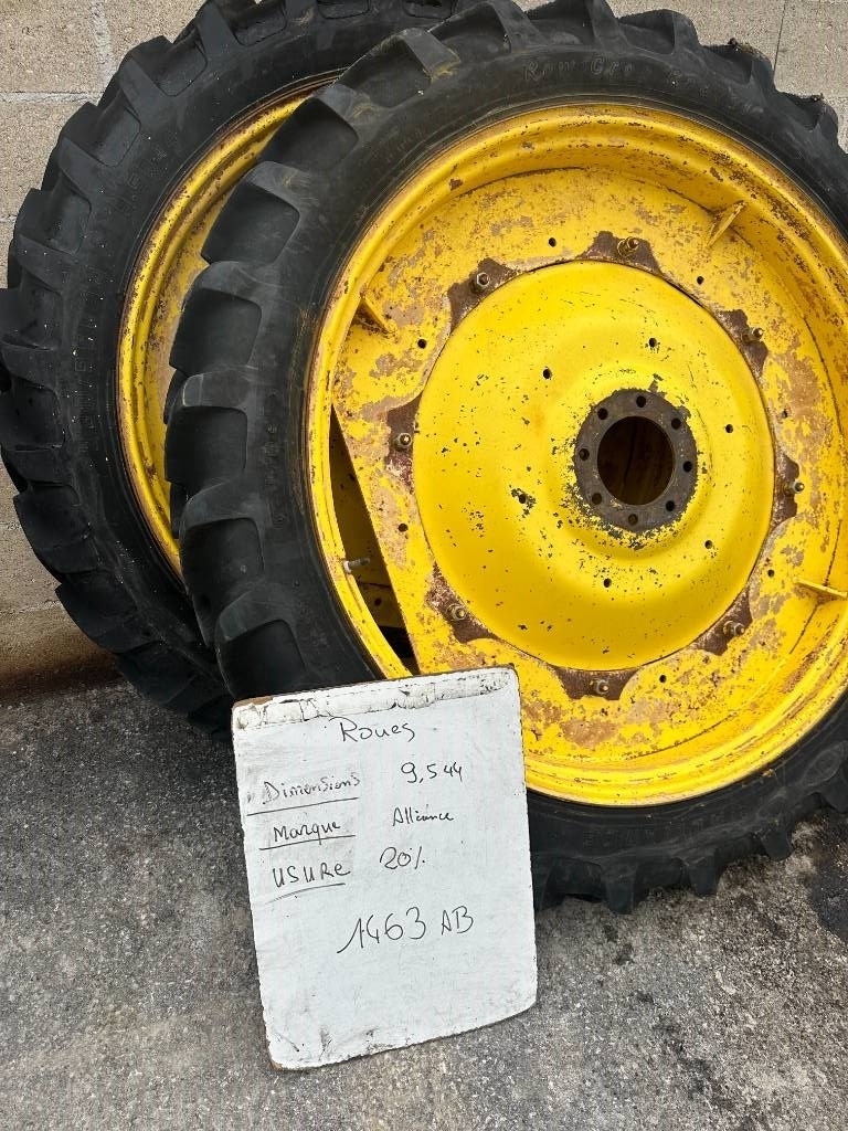 Alliance 230/95R44