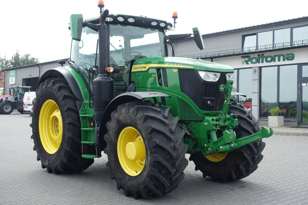 John Deere 6R 195