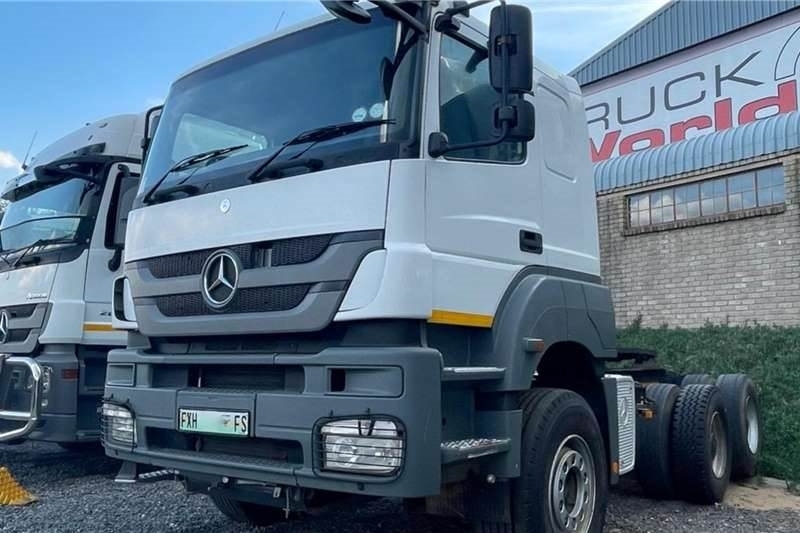 Mercedes-Benz Axor 3340 6x4 Truck Tractor