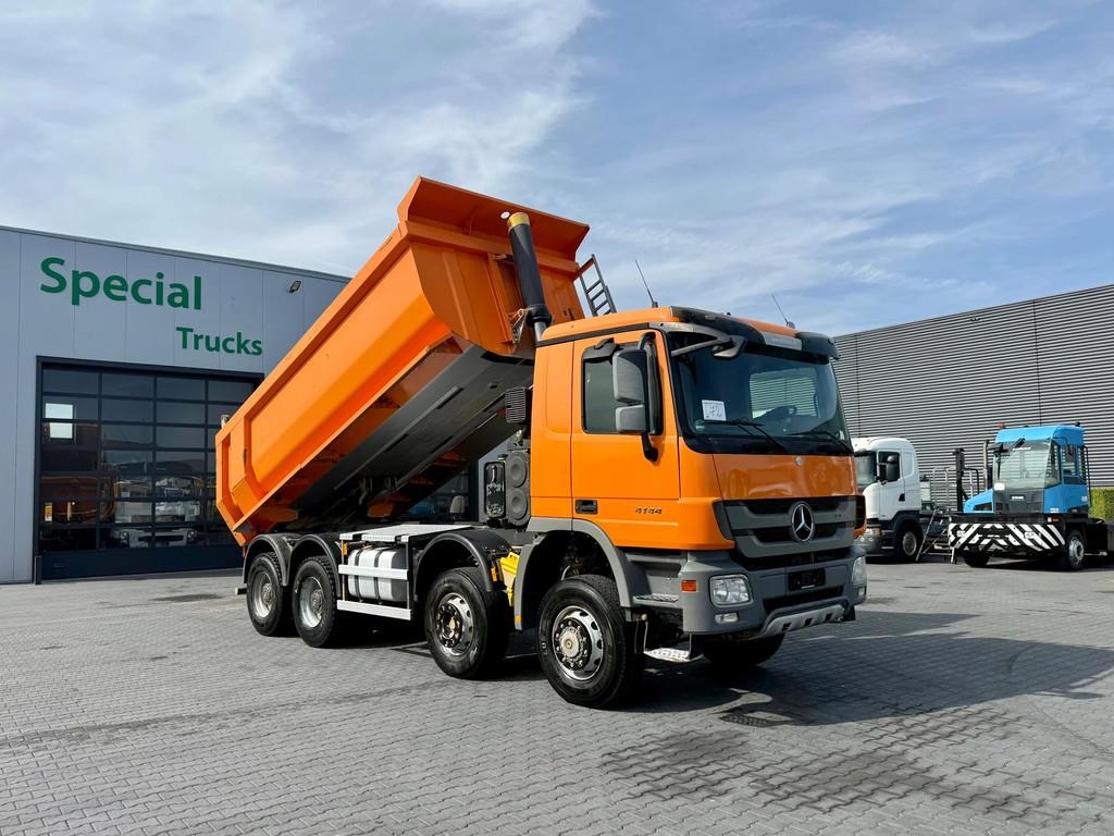 Camion benne Mercedes-Benz Actros 4144 K 8x6 / / Euro 5 / EPS / Blad g — occasion 2012