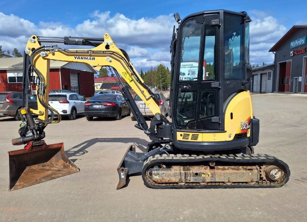 Yanmar ViO33-U PYÖRITTÄJÄLLÄ