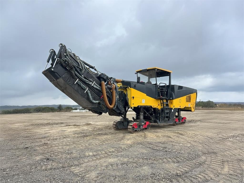 Raboteuse à froid Bomag DE BM 2200/75 Stage IV/Tier 4f — occasion 2018, 2 419 h