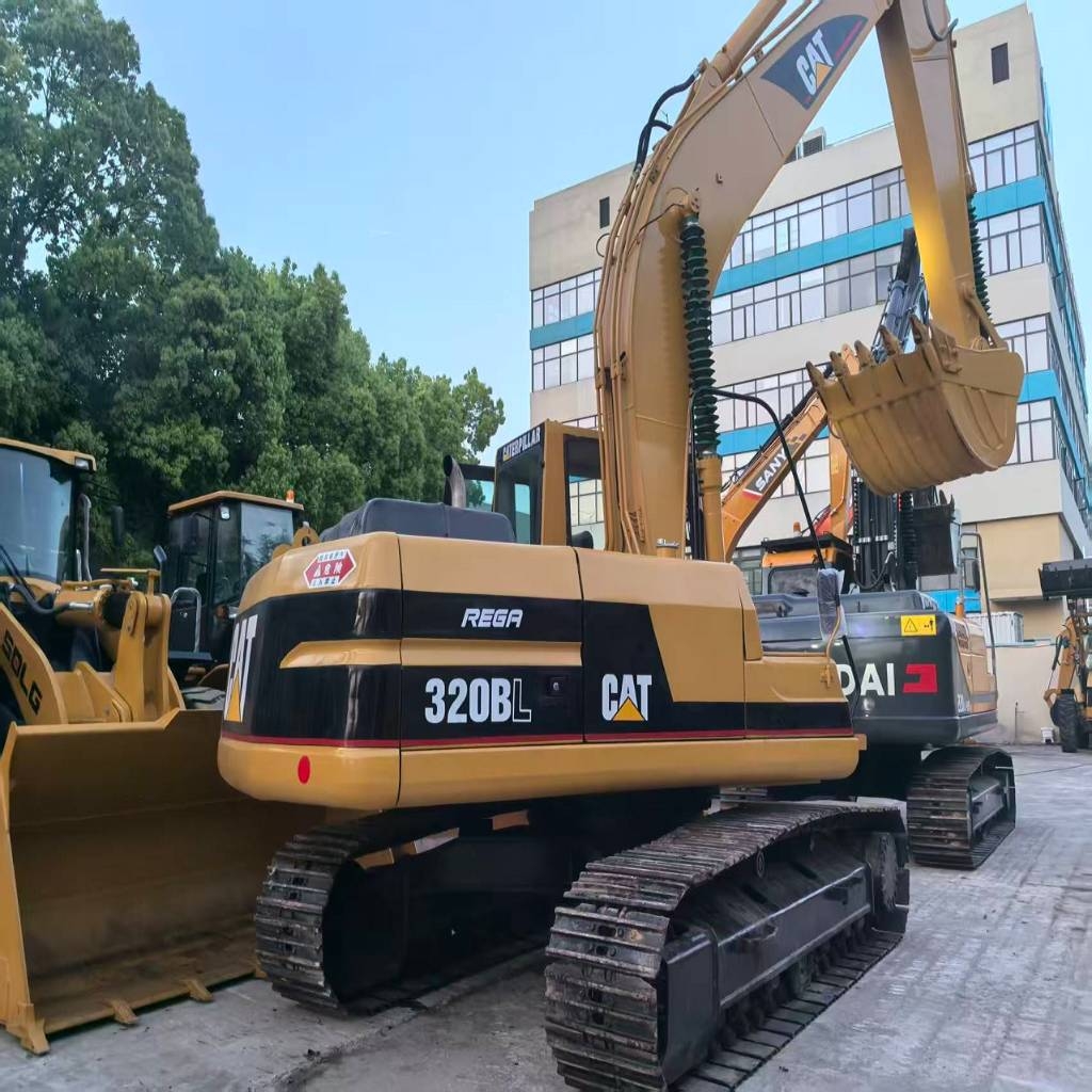 CAT 320 B L