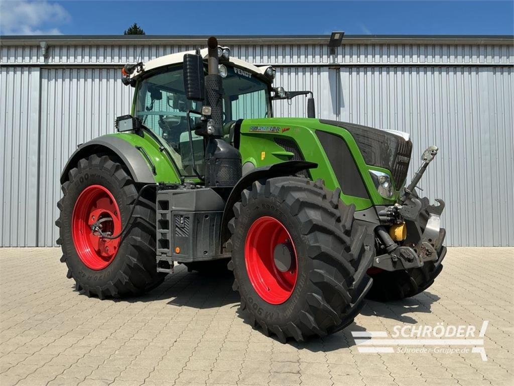 Fendt 828 VARIO S4 PROFI PLUS
