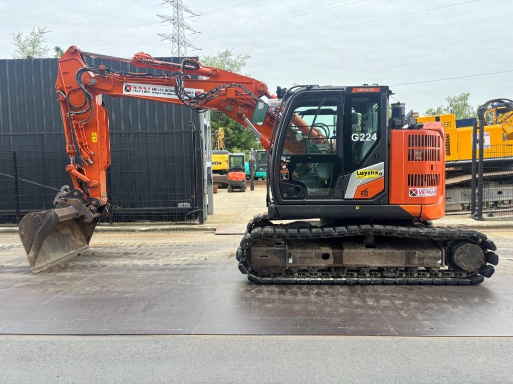 Hitachi ZX 135 US-7