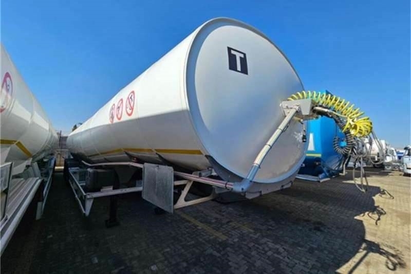 GRW TRIDEM FUEL TANKER