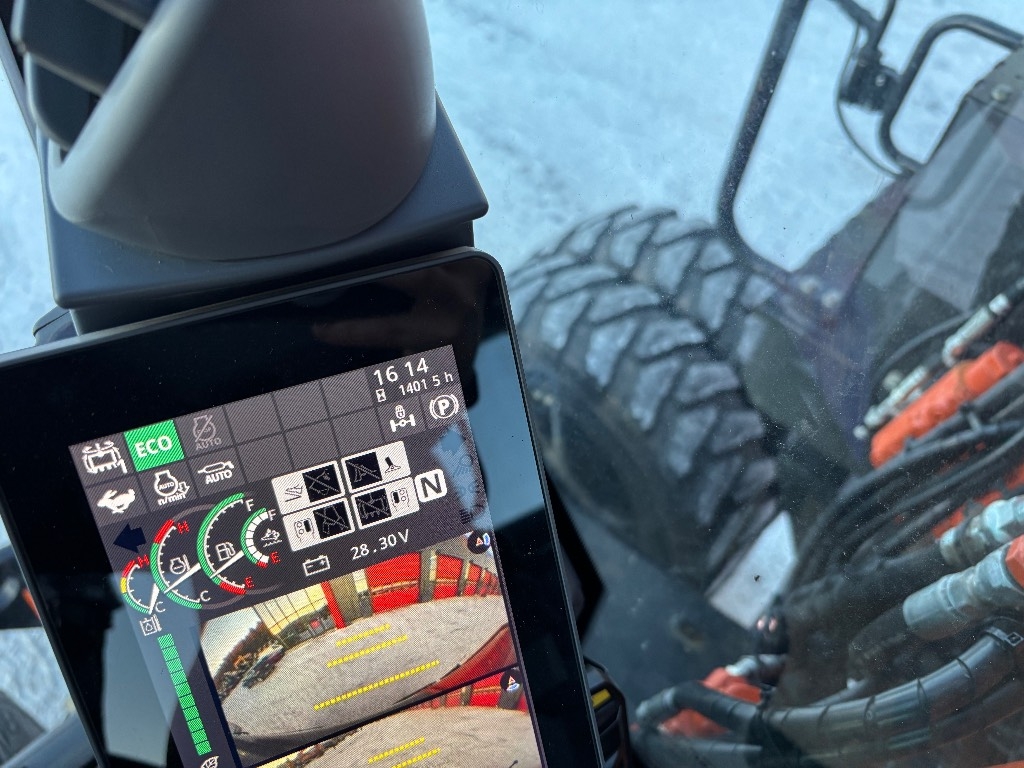 Hitachi ZX 135 W-7 / Engcon, määre, kütteseade, StageV kuva 19