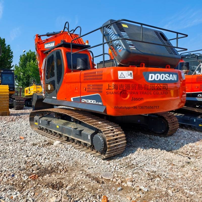 Doosan DX 300