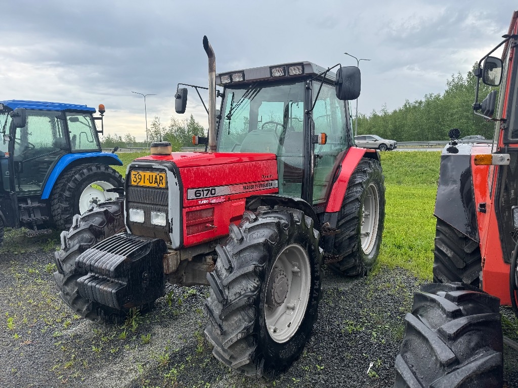 Massey Ferguson 6170