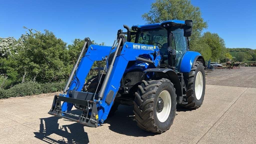 New Holland T7.225 AutoCommand