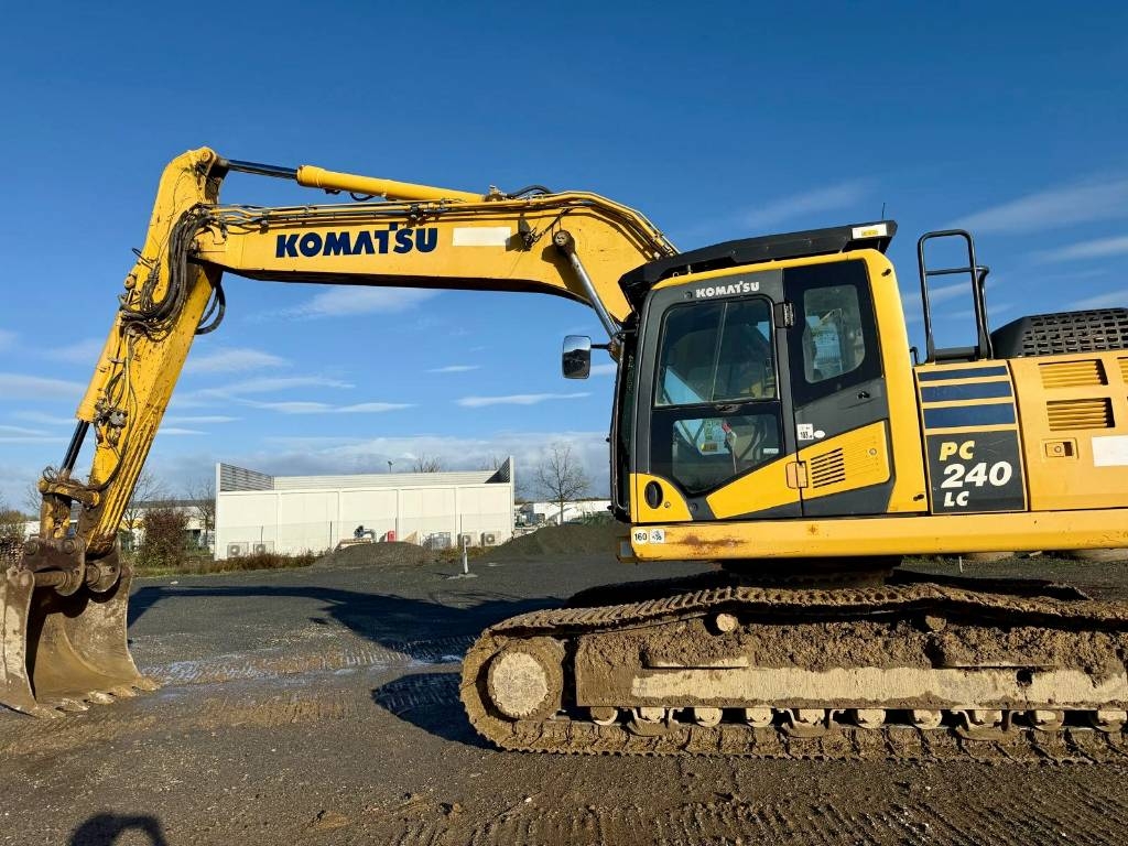 Komatsu PC 240 LC-10