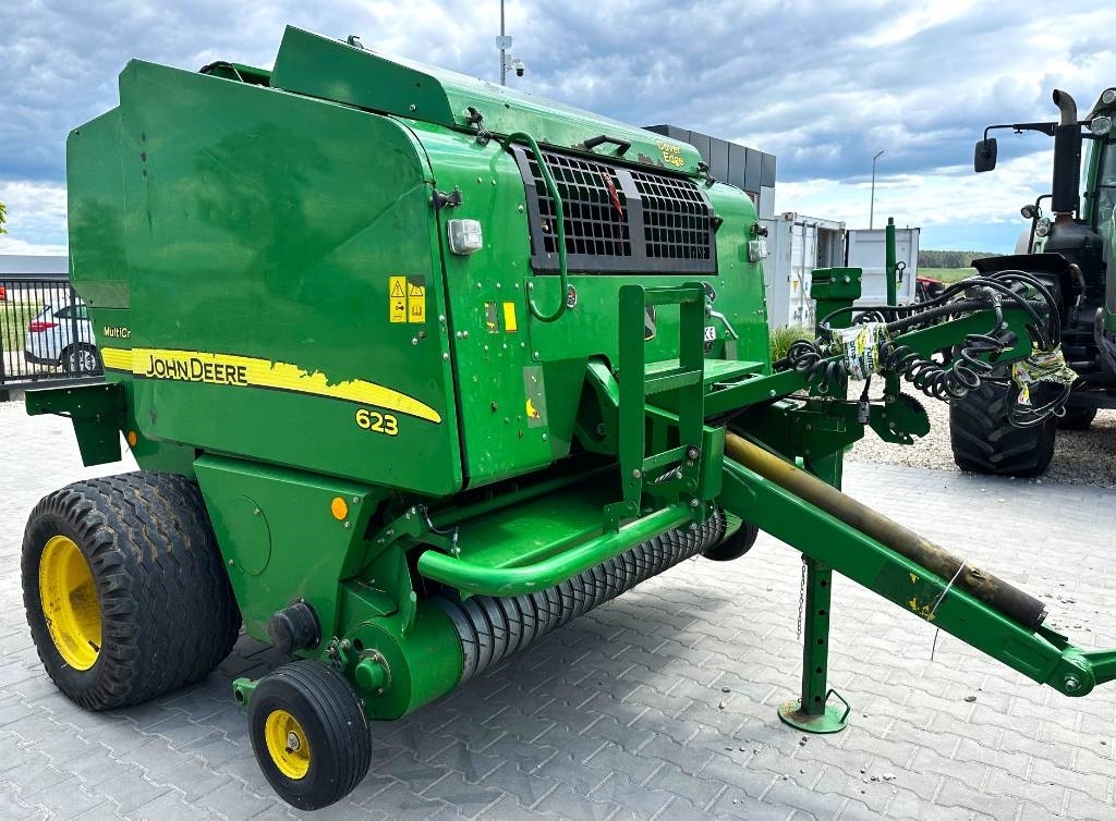John Deere MultiCrop 623