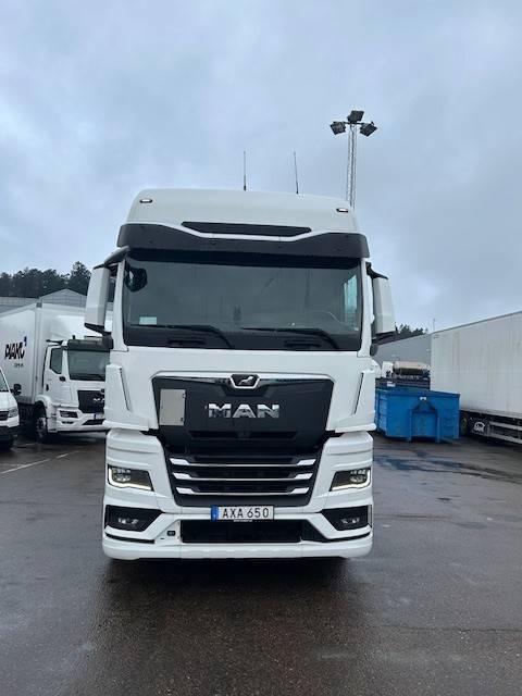 MAN TGX 28.520 6x2-2 BL SA