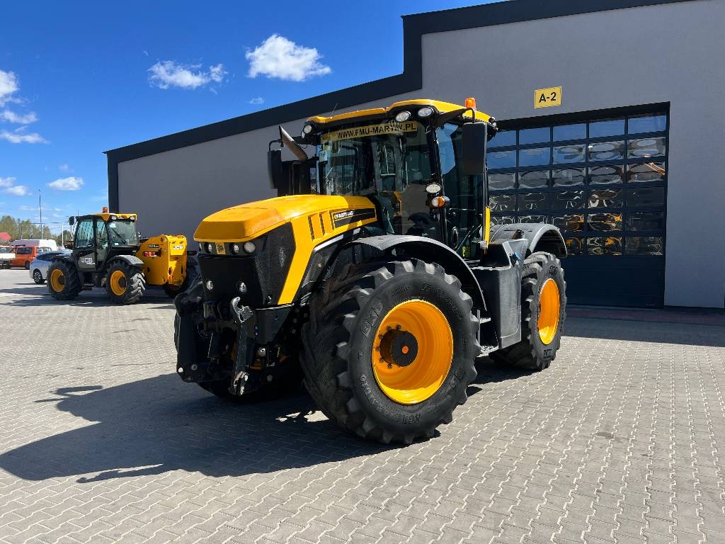 JCB Fastrac 4220