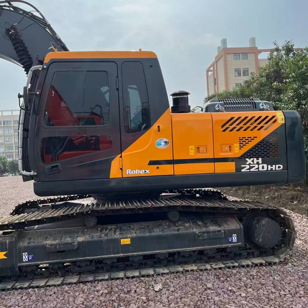Hyundai HX 220