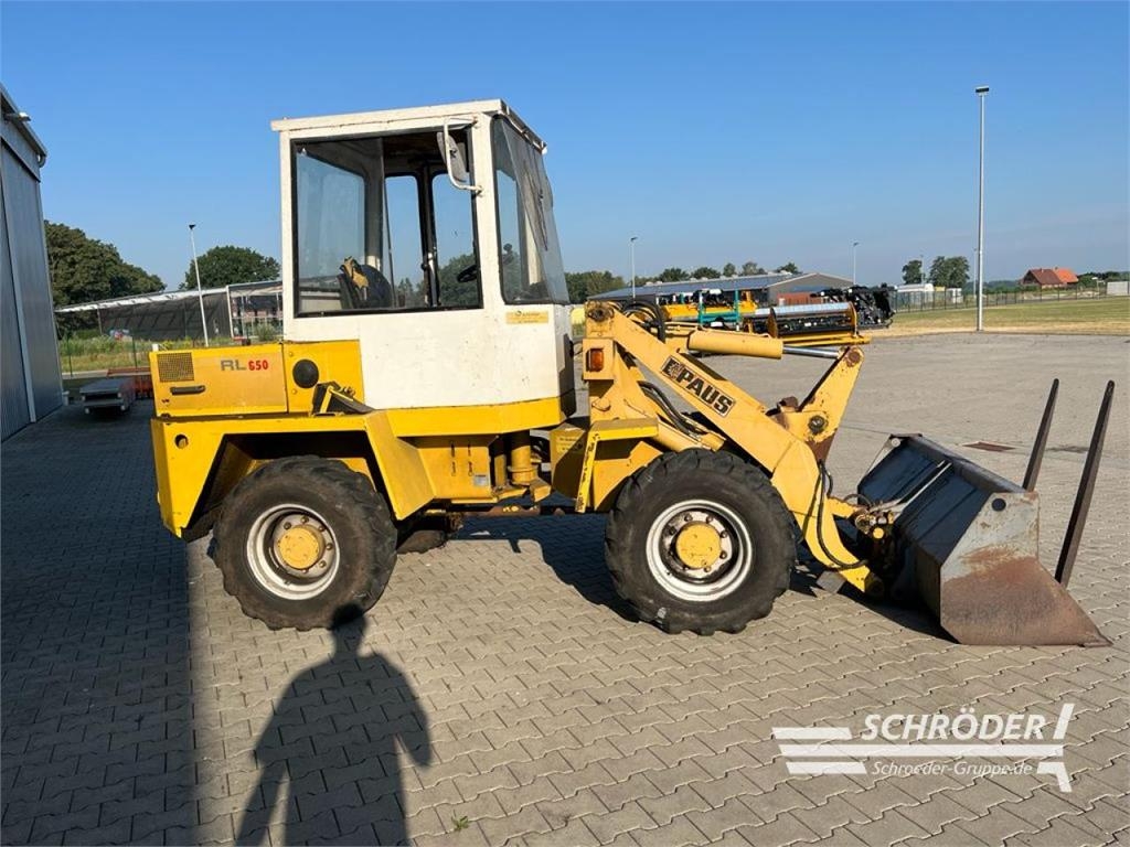 Chargeuse sur pneus Paus RL 650 | SCHAUFEL + PALETTENGABEL — occasion 1990, 6 360 h