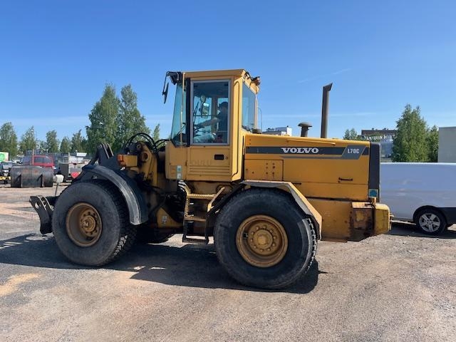 Chargeuse sur pneus Volvo L70C — occasion 1997, 28 000 h