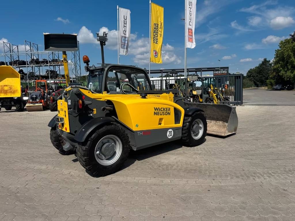 Chariot télescopique Wacker Neuson TH 522 — occasion 2024, 690 h