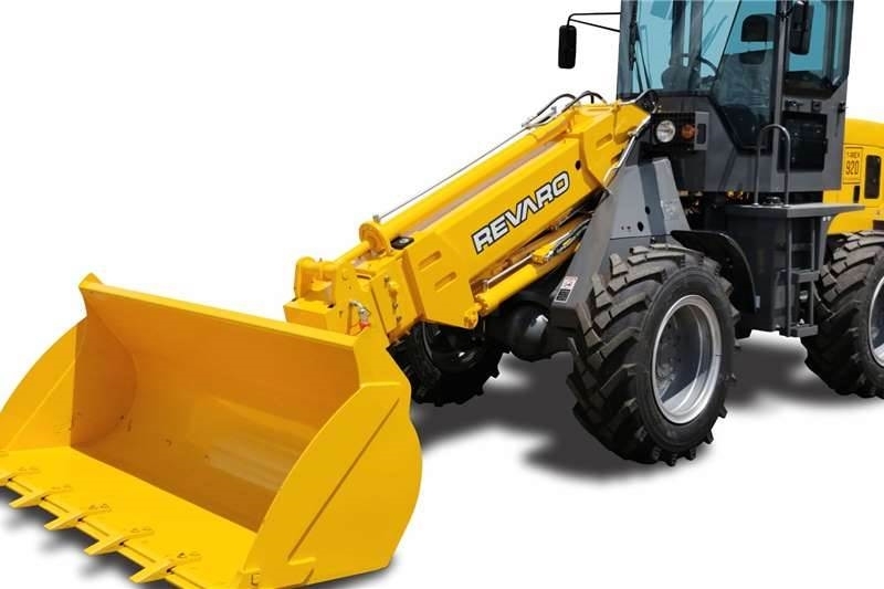 Revaro T-REX925 2.5T TelescopicÂ Loader