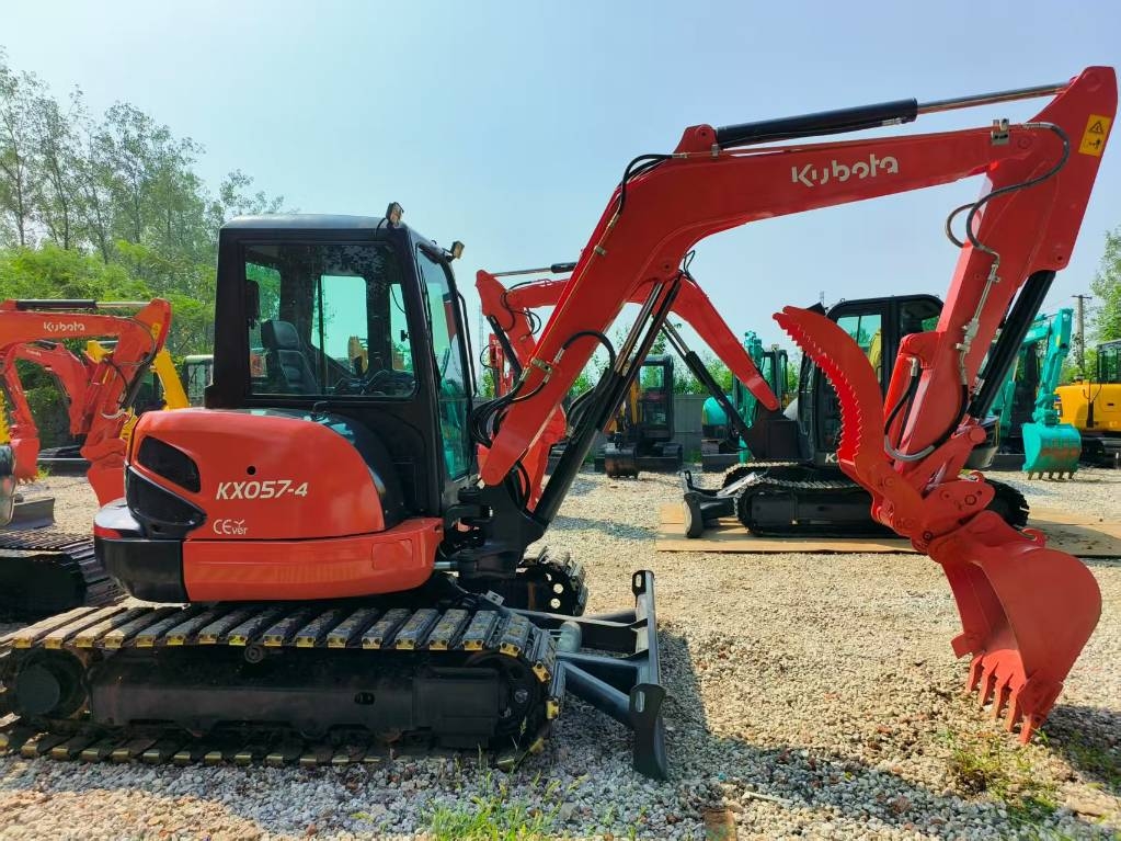 Mini-pelle Kubota KX 057-4 — occasion 2024, 848 h