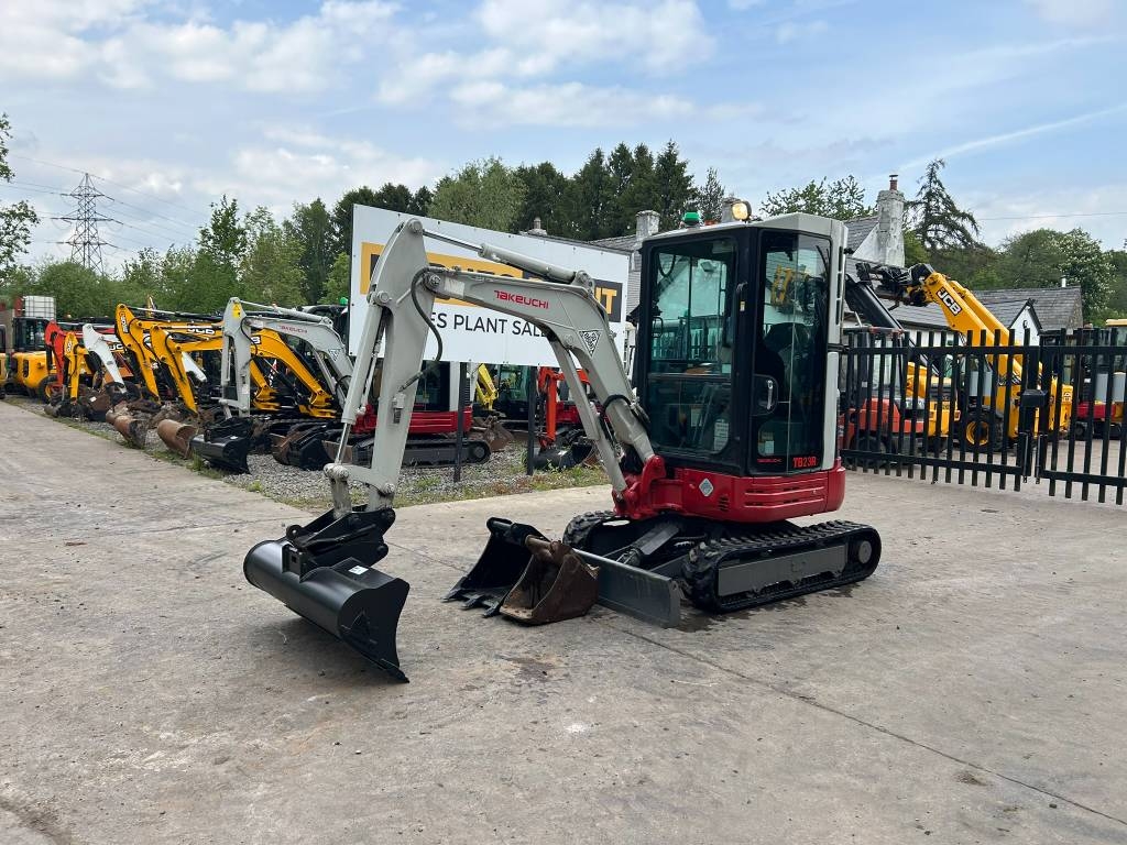 Takeuchi TB 23 R
