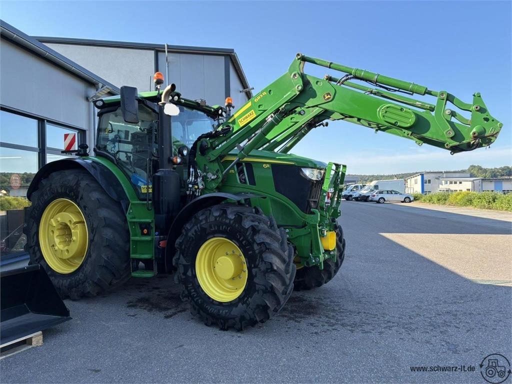 John Deere 6R 215 + Loder 683R Technologiepaket