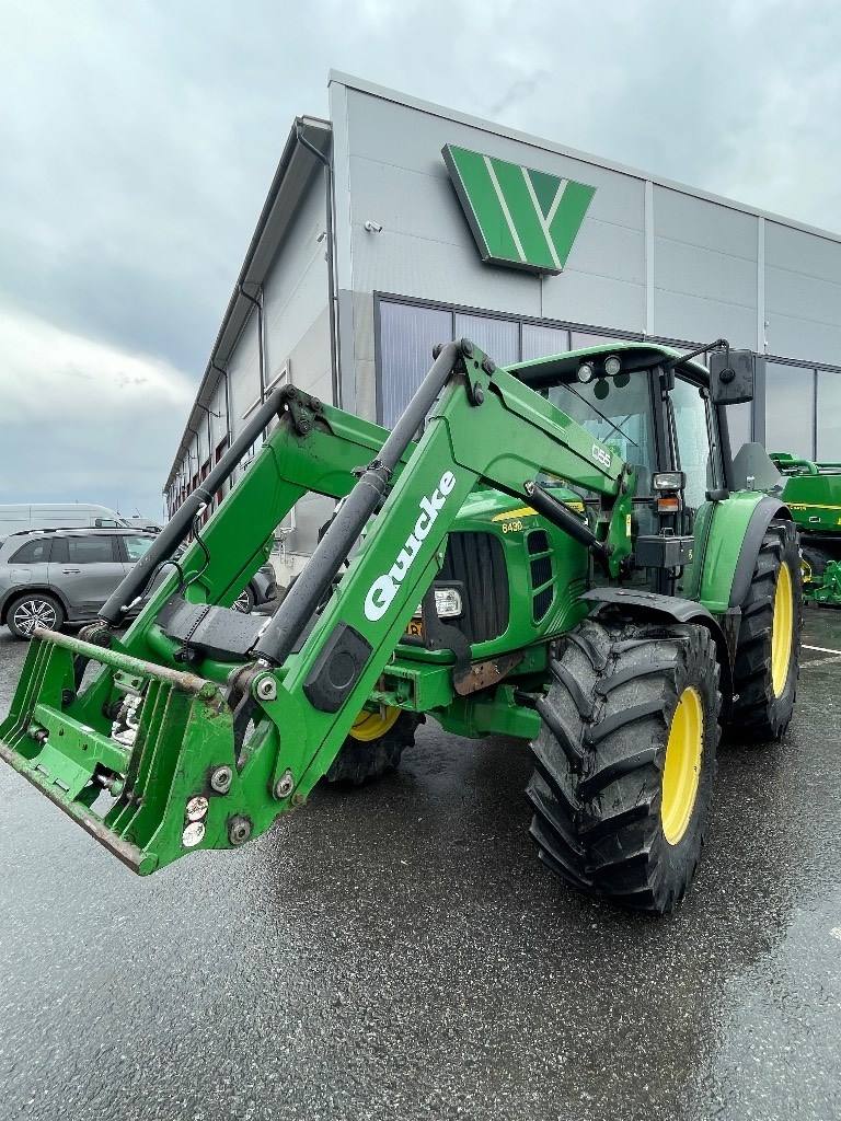 John Deere 6430