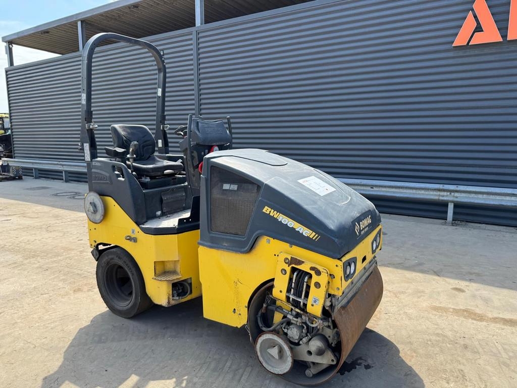 Rouleau monocylindre Bomag BW 100 AC-5 — occasion 2019, 995 h
